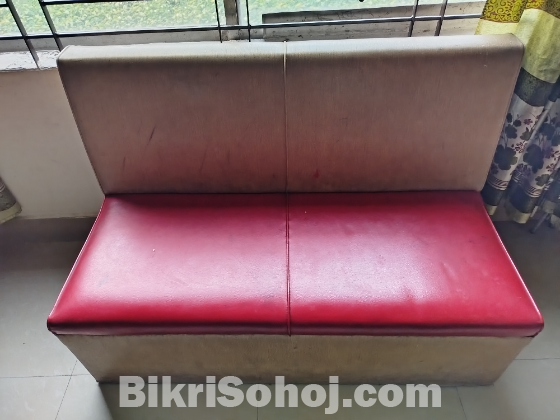 ২টা সোফা